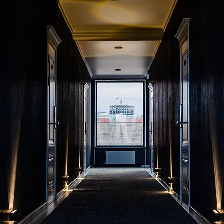 Dosman Hotel Bisjkek Eksteriør bilde