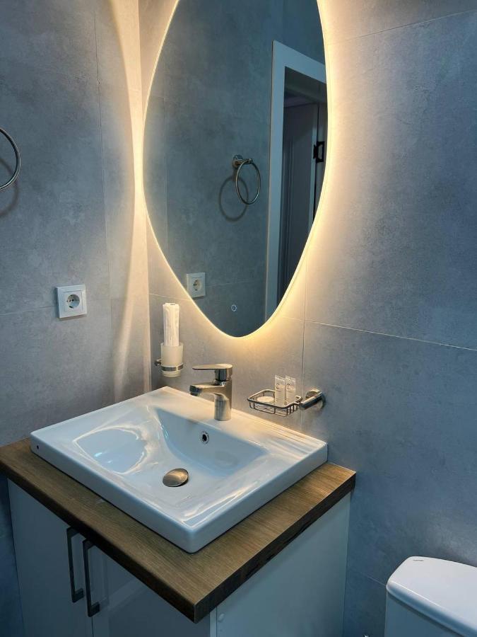 Dosman Hotel Bisjkek Eksteriør bilde